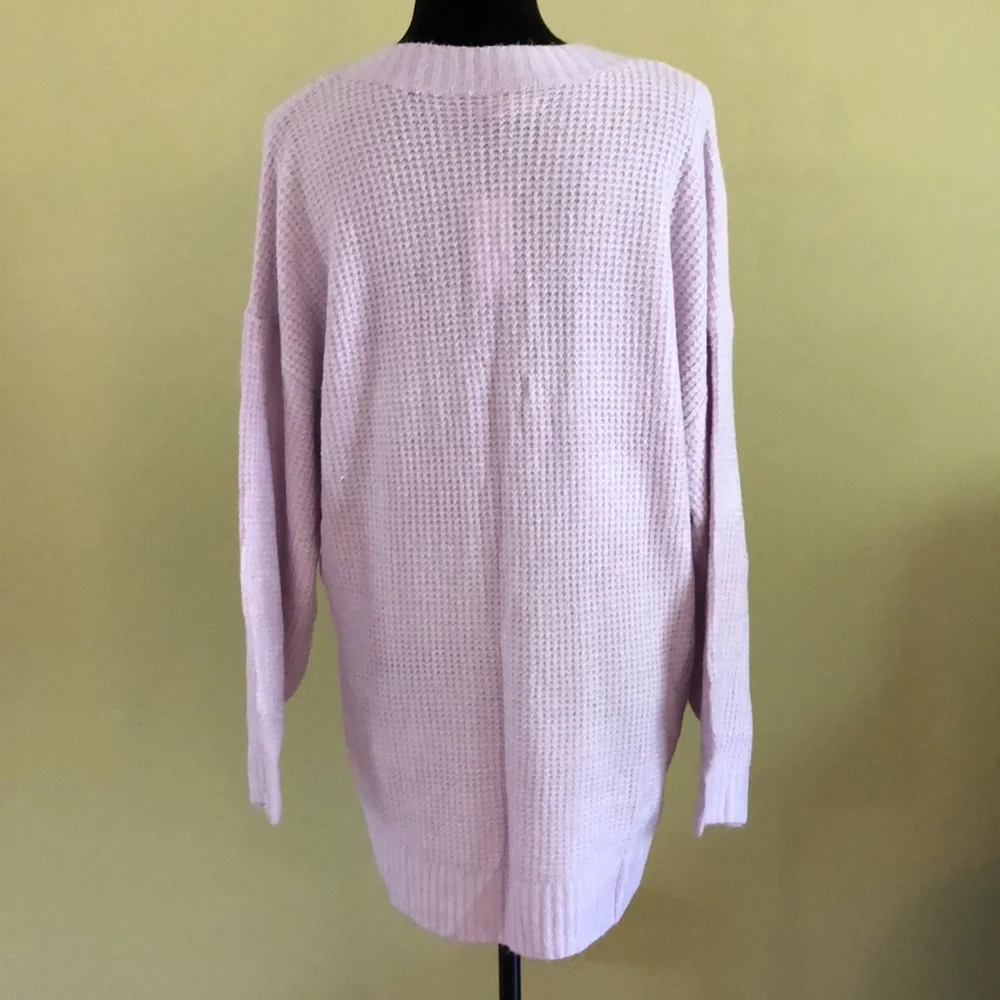 🔥NWT🔥 American Eagle Outfitters Women’s Oversized V-Neck Sweater - Picture 3 of 8